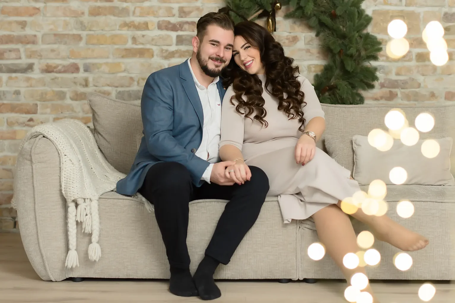 Karácsonyi fotózás Budapest legszebb stúdióiban. Babaváró karácsony - Christmas Photoshoot Budapest