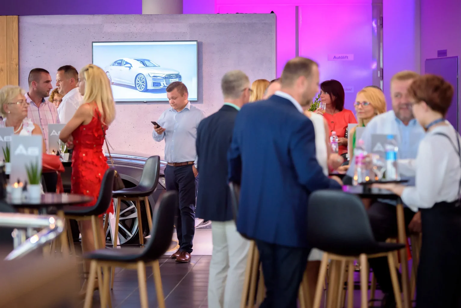 Audi A6 bemutató rendezvény vendégei.