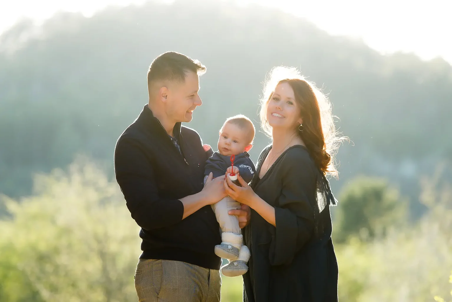 Natural Family Photoshoot - Családi fotózás naplementében